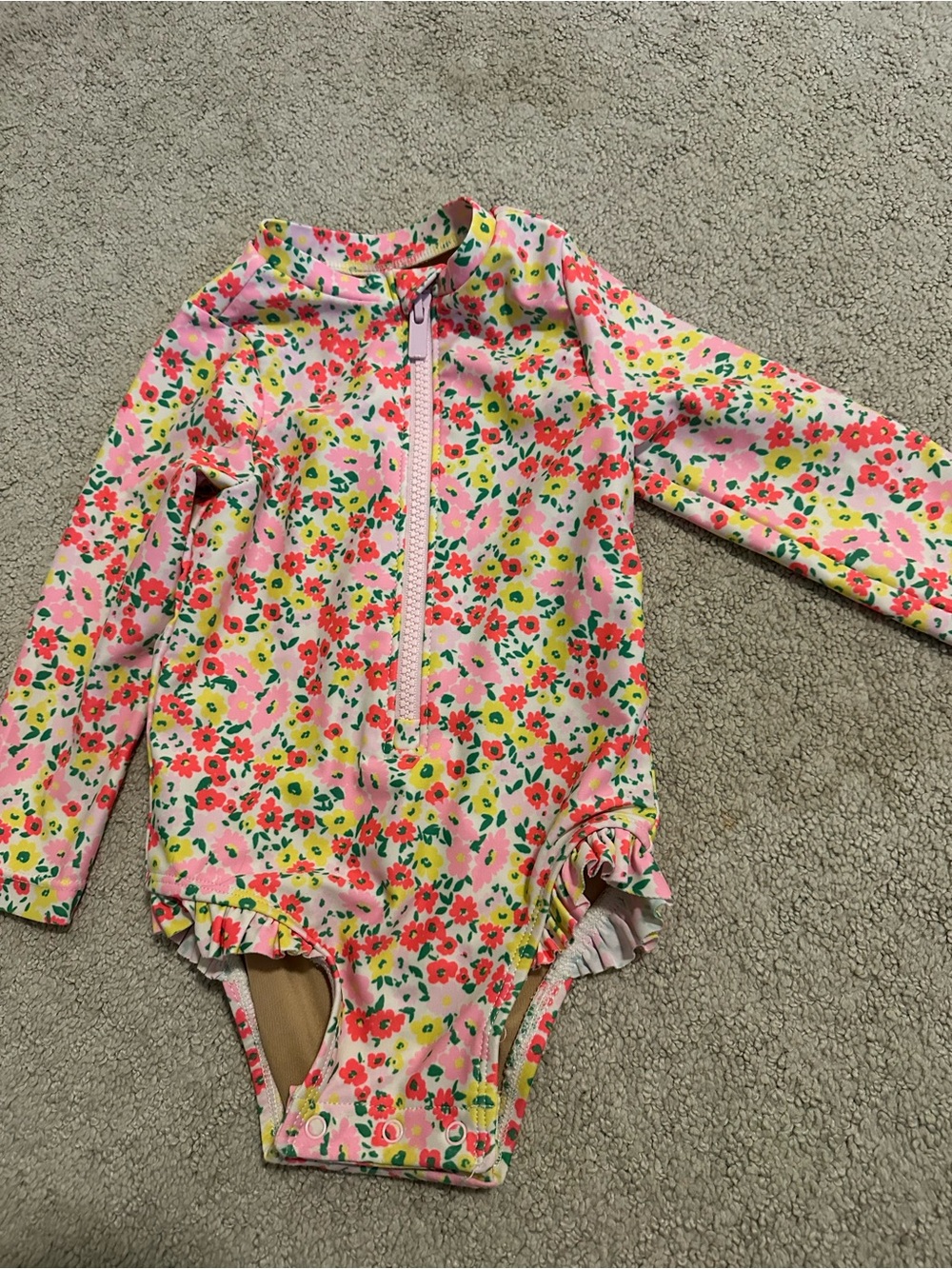 Old Navy Pink Floral Long-Sleeve Zip Rashguard